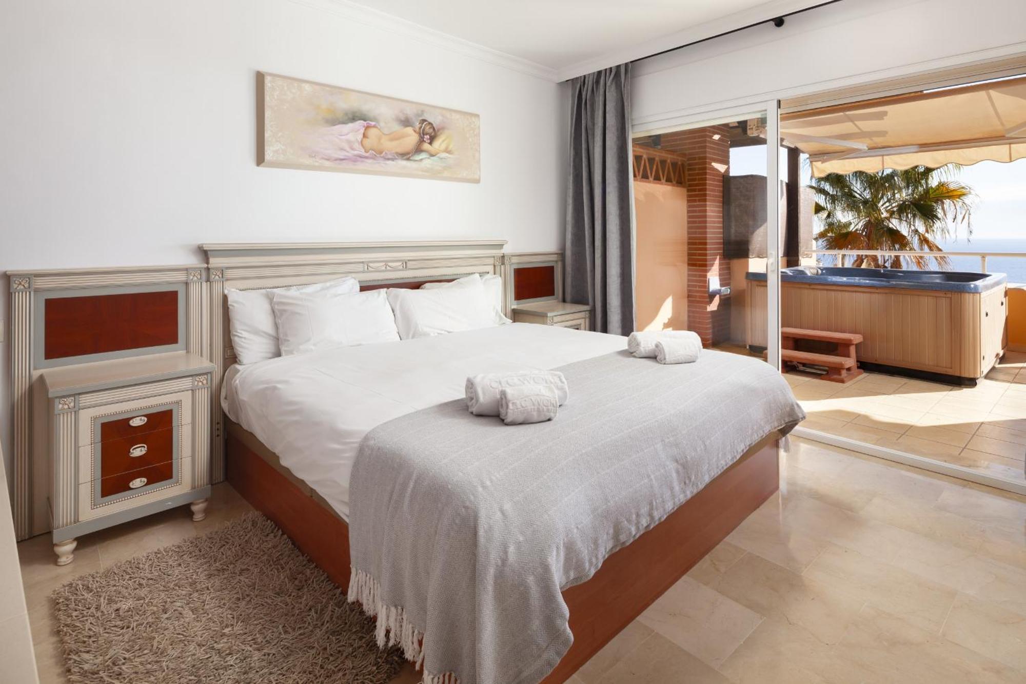 El Faro Malibu Mansions By The Beach By Alfresco Stays מראה חיצוני תמונה